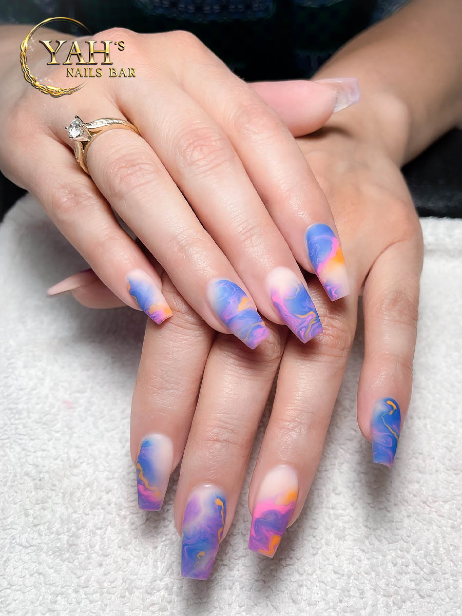 Yah's Nails Bar